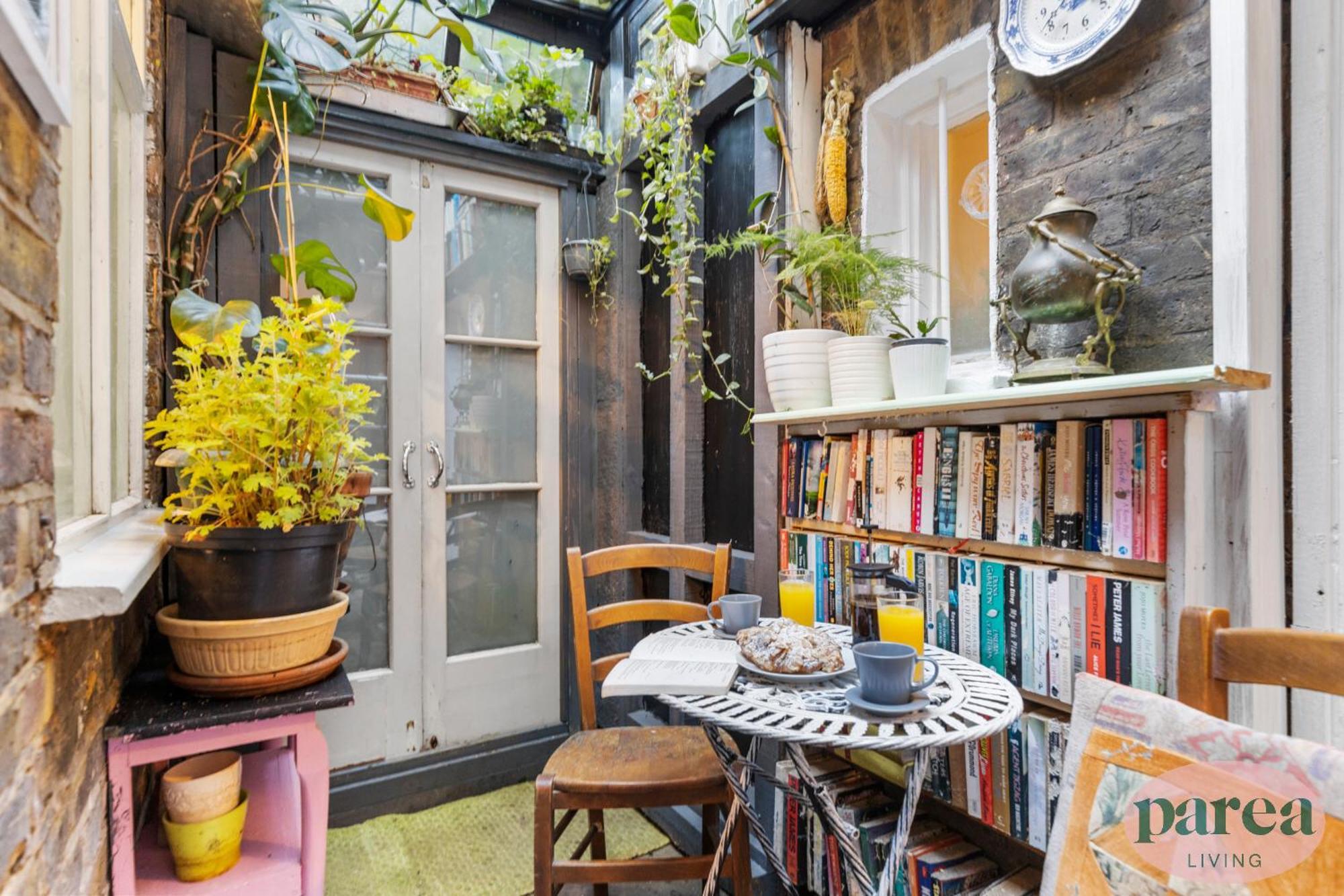 Parea Living - Cosy 1-Bed Artistic Flat At Newington Green Лондон Екстер'єр фото