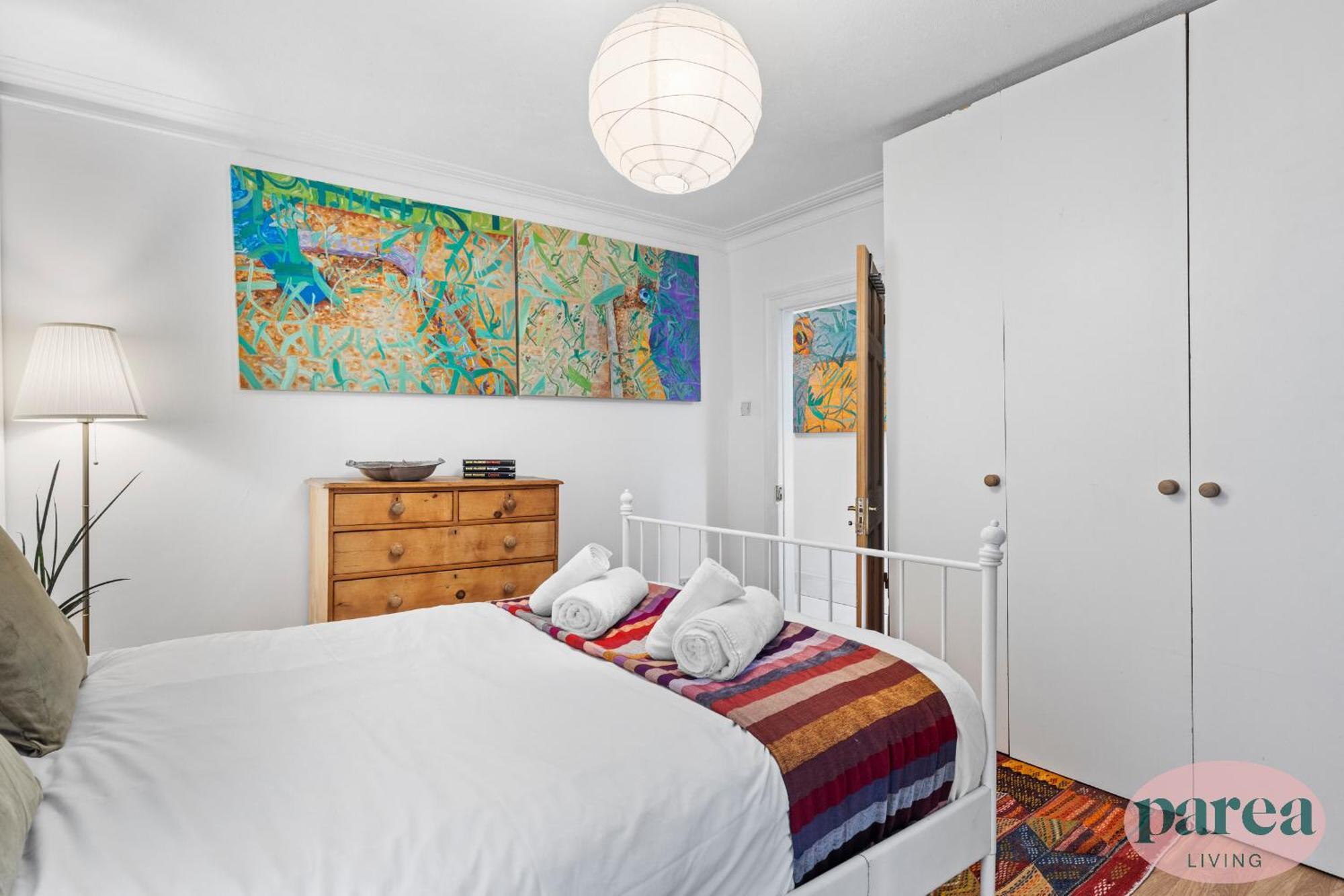 Parea Living - Cosy 1-Bed Artistic Flat At Newington Green Лондон Екстер'єр фото