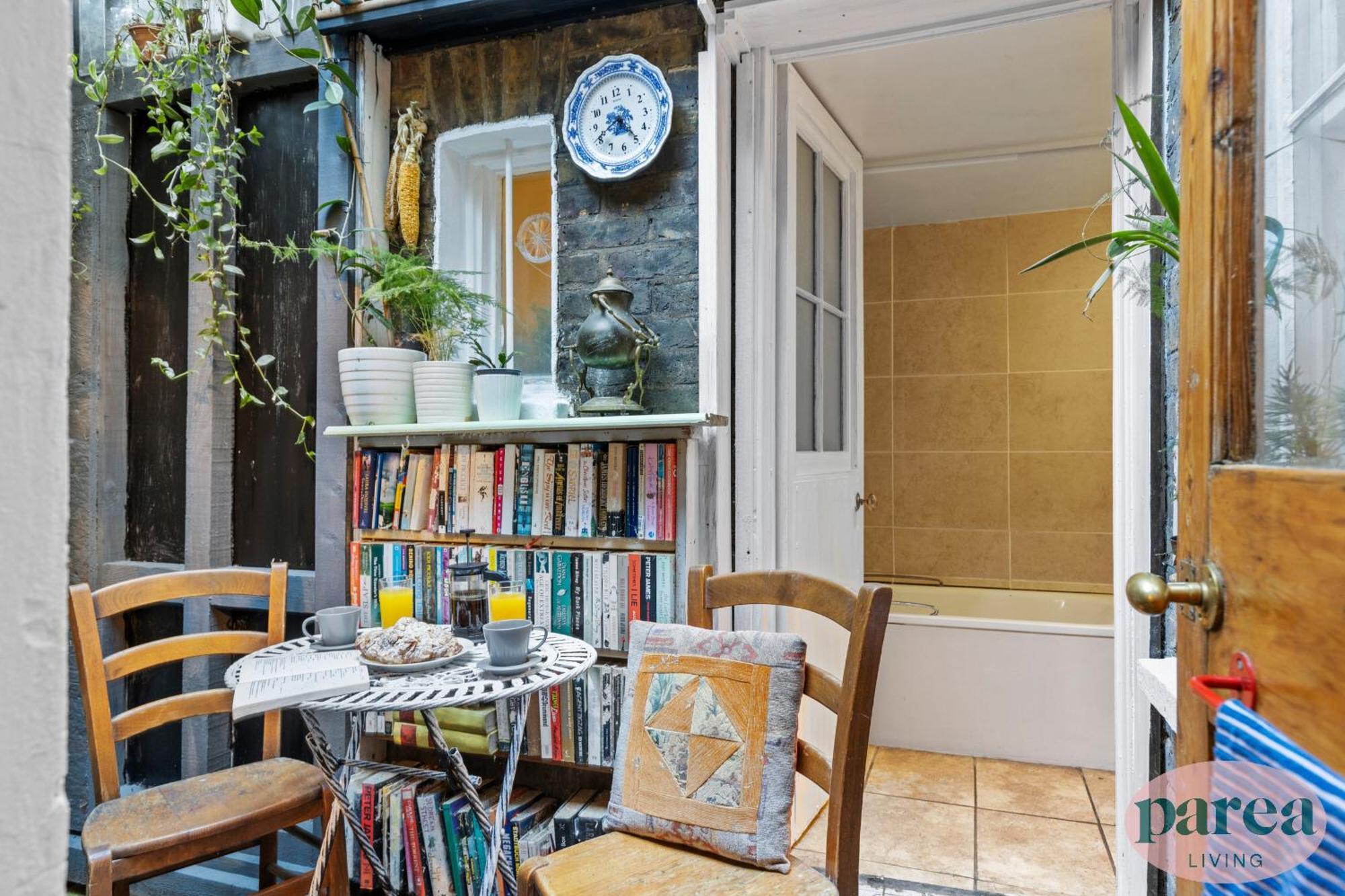 Parea Living - Cosy 1-Bed Artistic Flat At Newington Green Лондон Екстер'єр фото