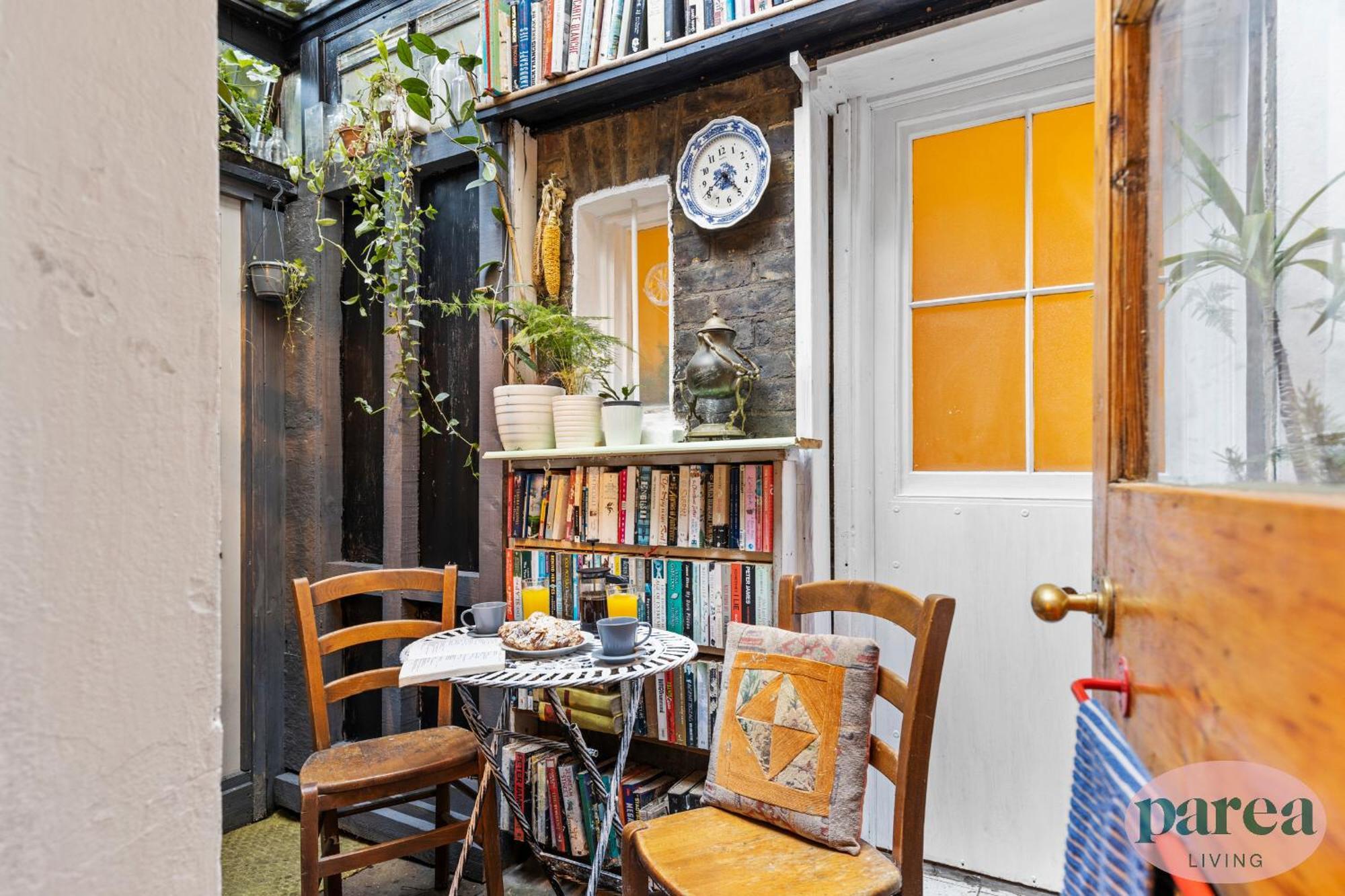 Parea Living - Cosy 1-Bed Artistic Flat At Newington Green Лондон Екстер'єр фото